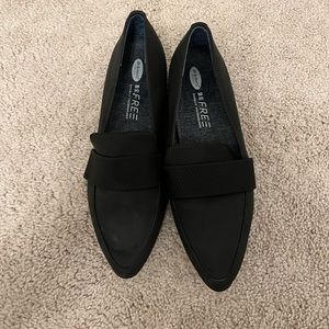 Dr. Scholl’s black flats size 8